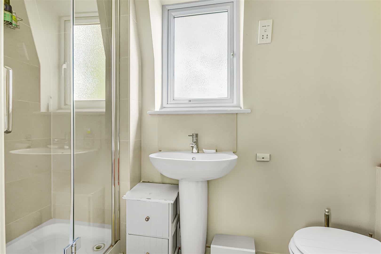 2 bedroom Terraced House Sold