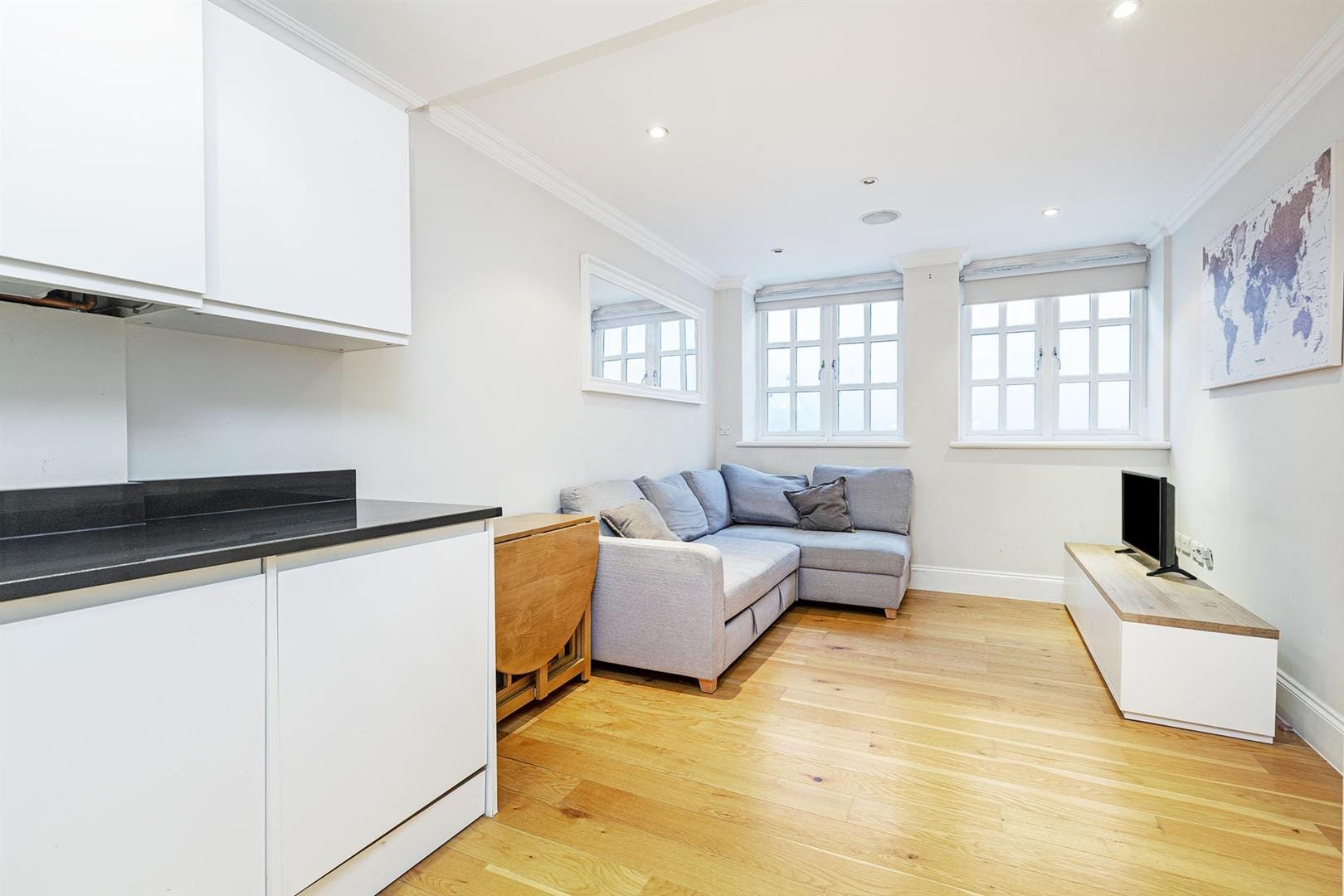 1 bedroom Flat Let