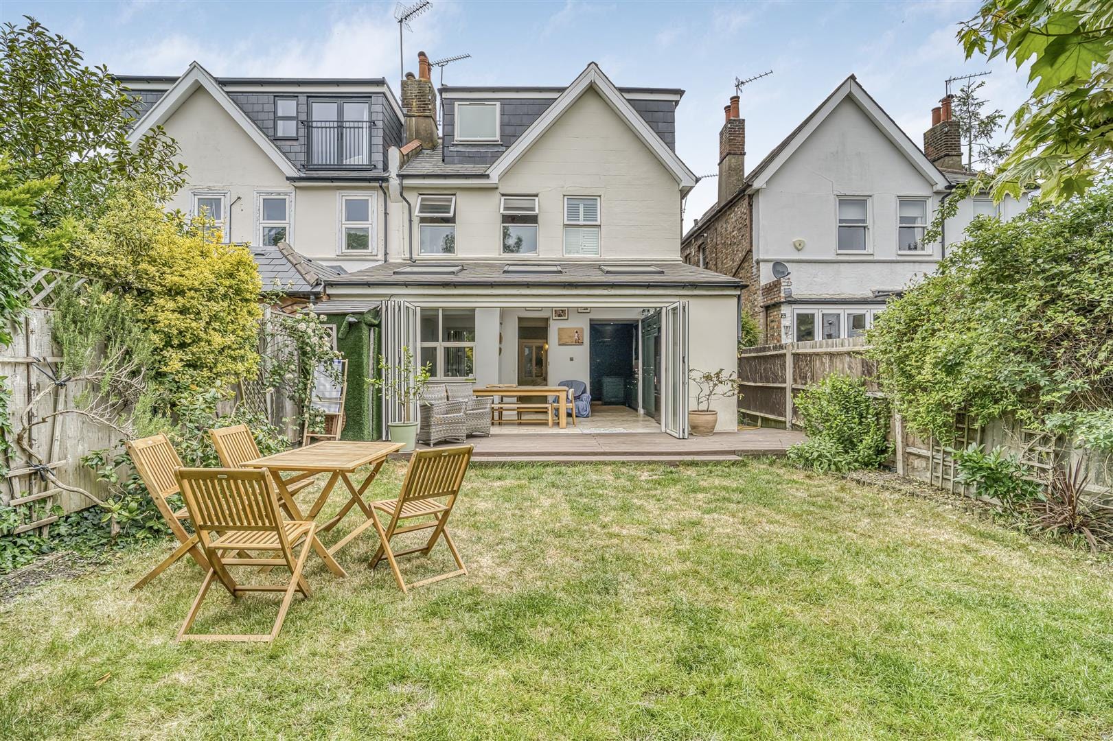 5 bedroom Detached house Sold