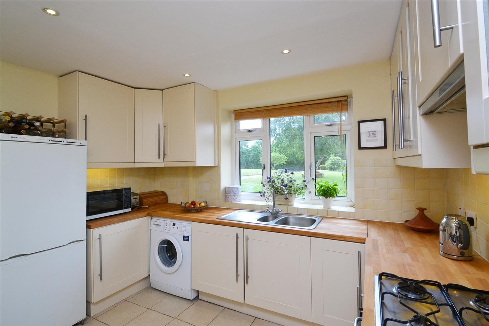 3 bedroom Flat Let
