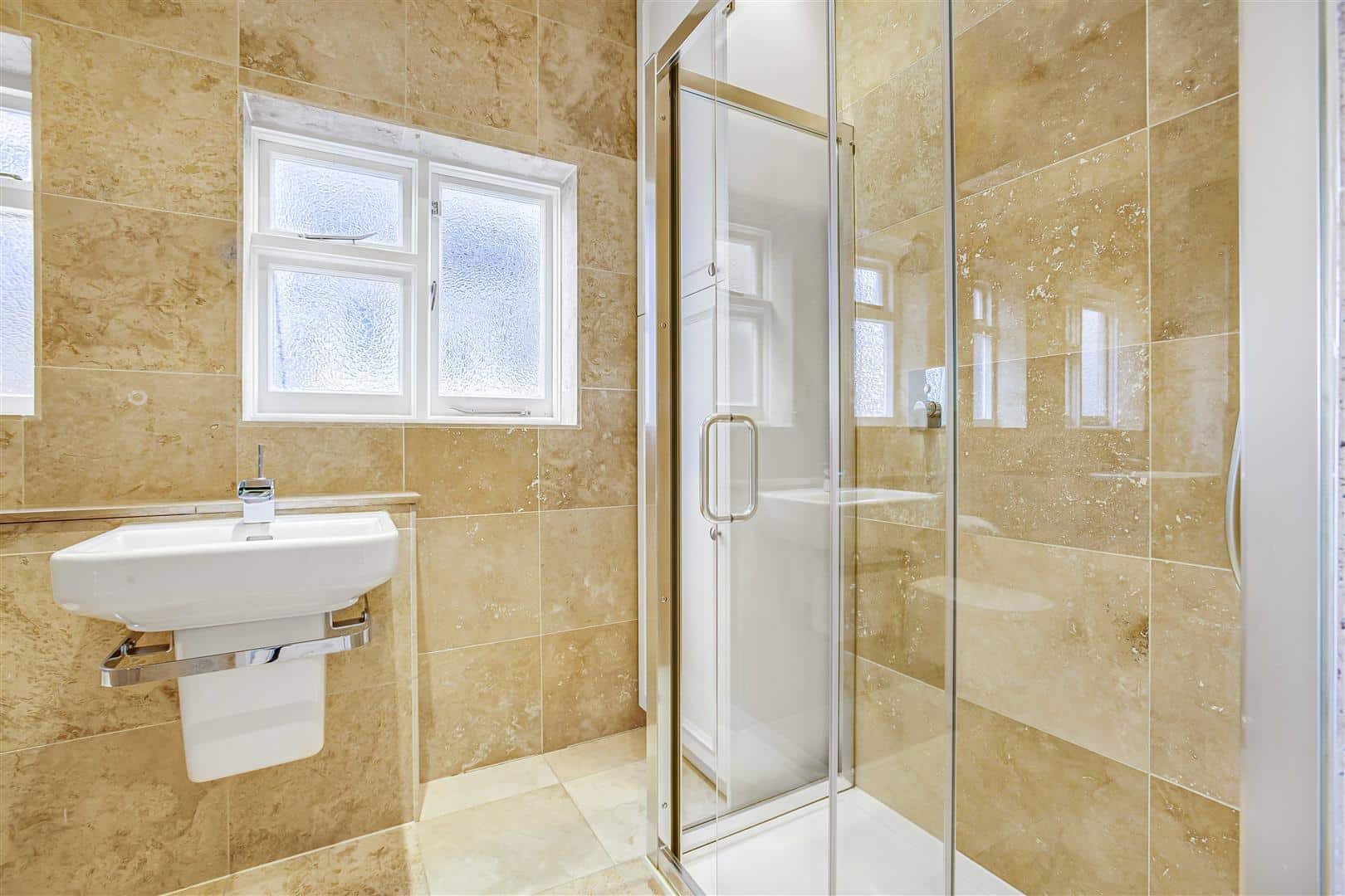 6 bedroom Detached house Sold
