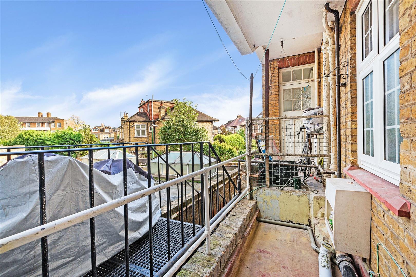 3 bedroom Flat Let