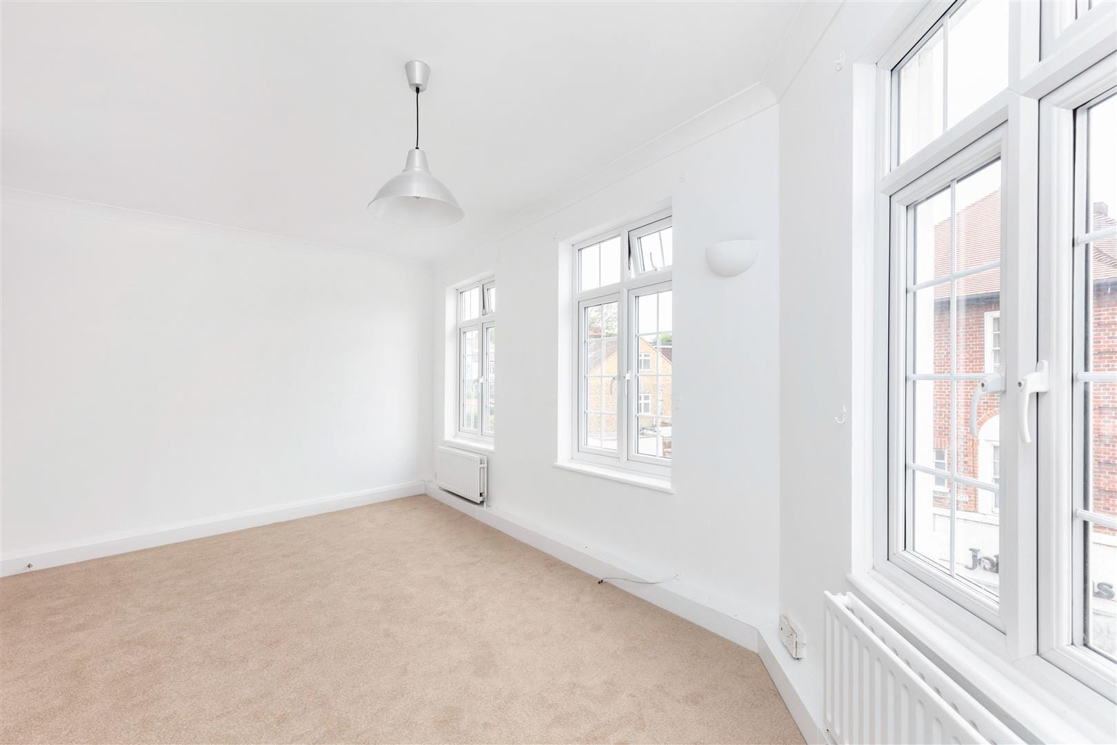 2 bedroom Flat Let