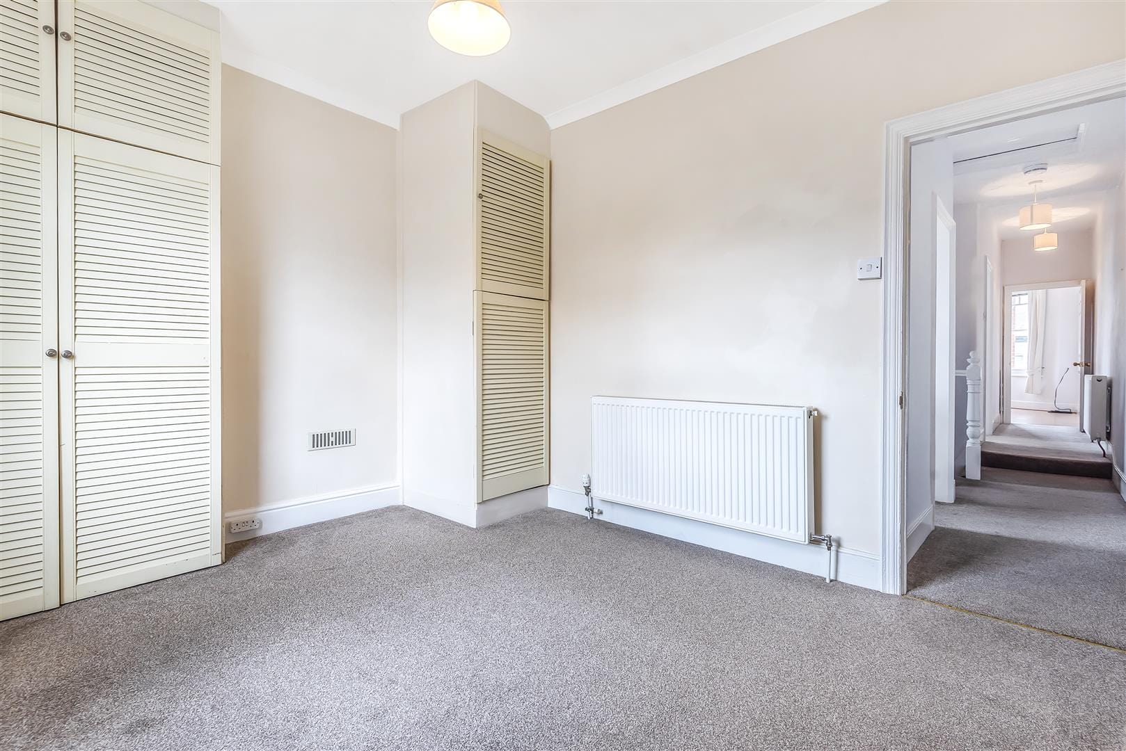 2 bedroom Flat Let
