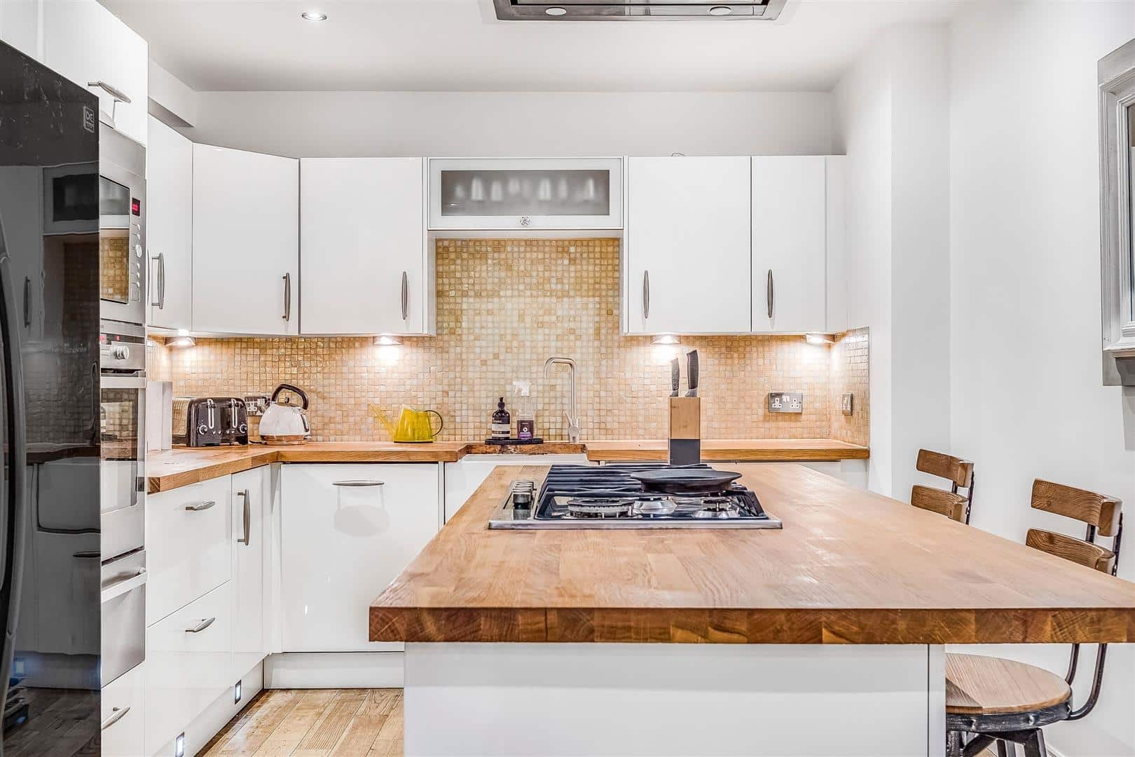 3 bedroom Flat Let