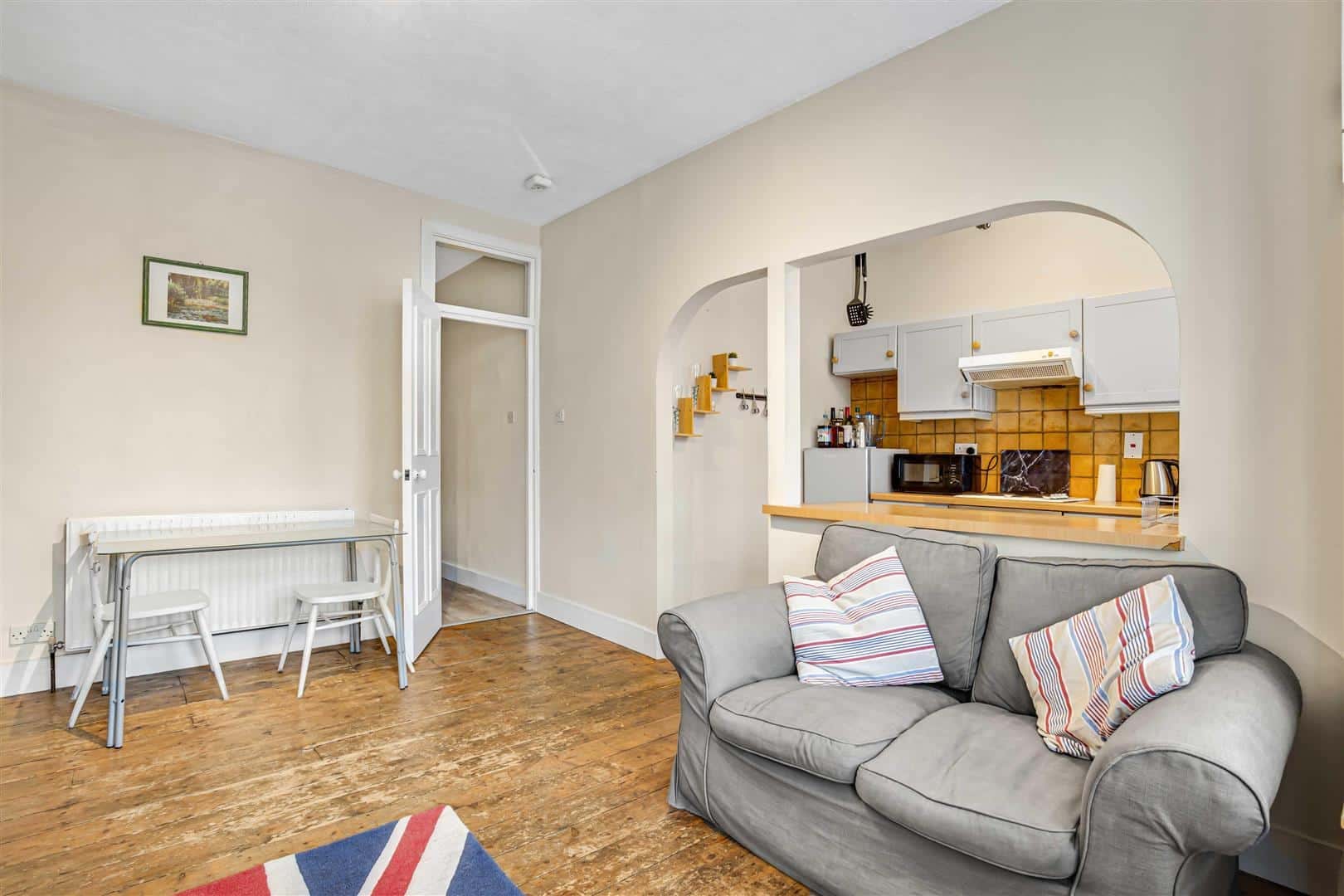 2 bedroom Flat Let