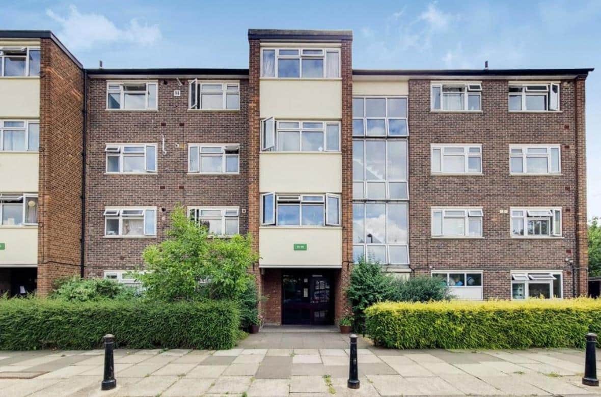 2 bedroom Flat Let