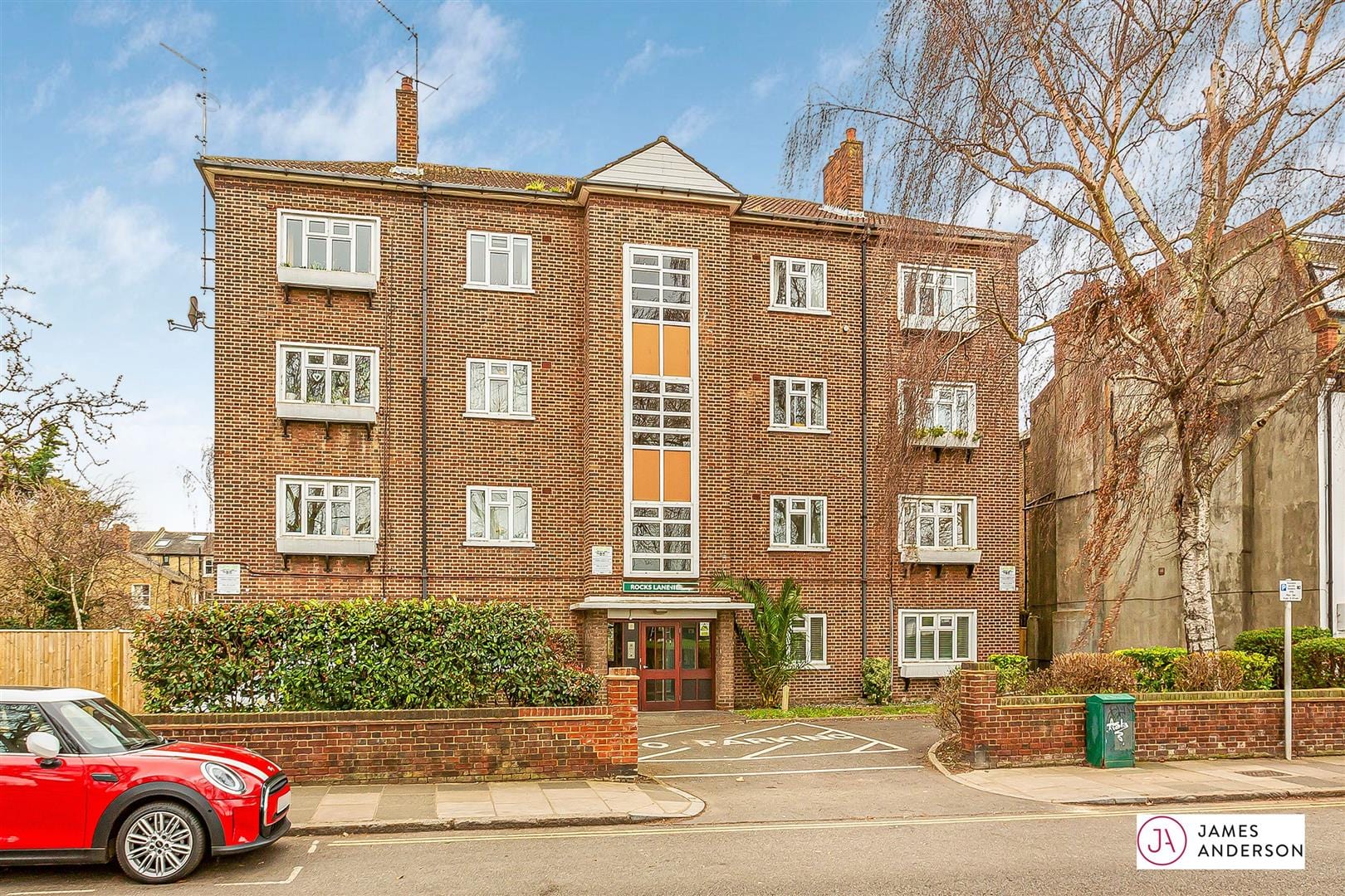 2 bedroom Flat Let