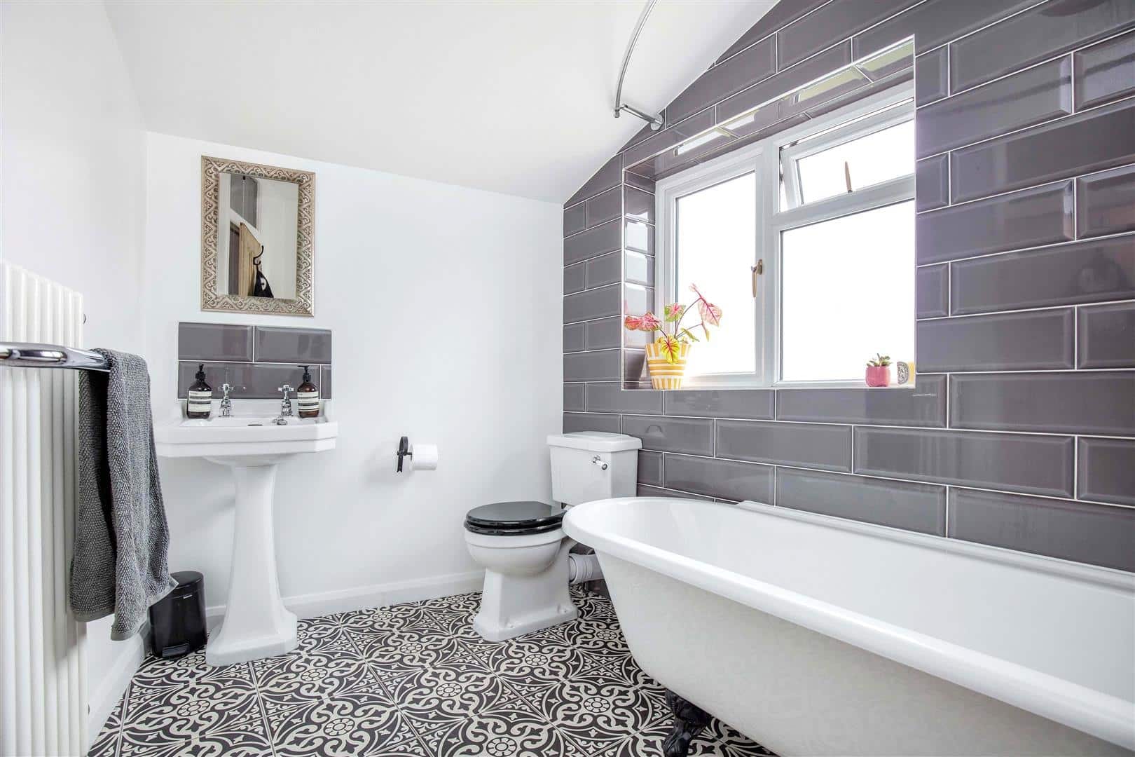 2 bedroom Terraced House Sold