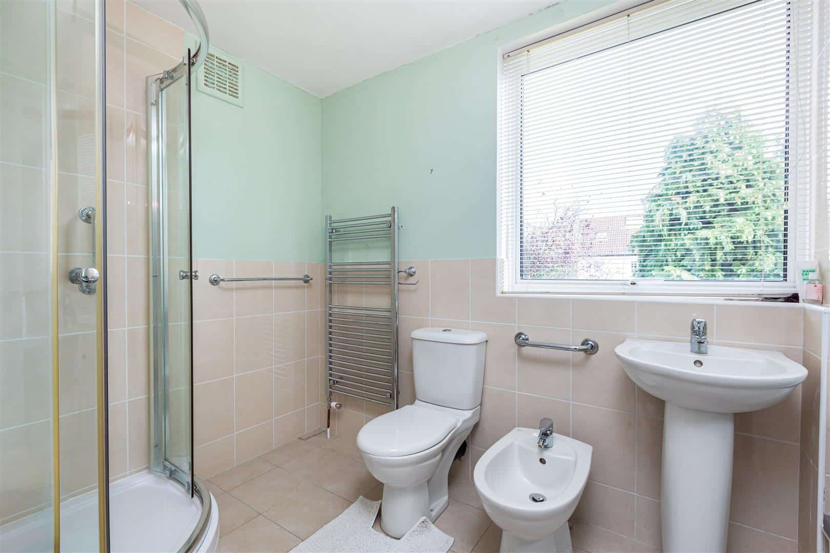 4 bedroom Detached house Sold