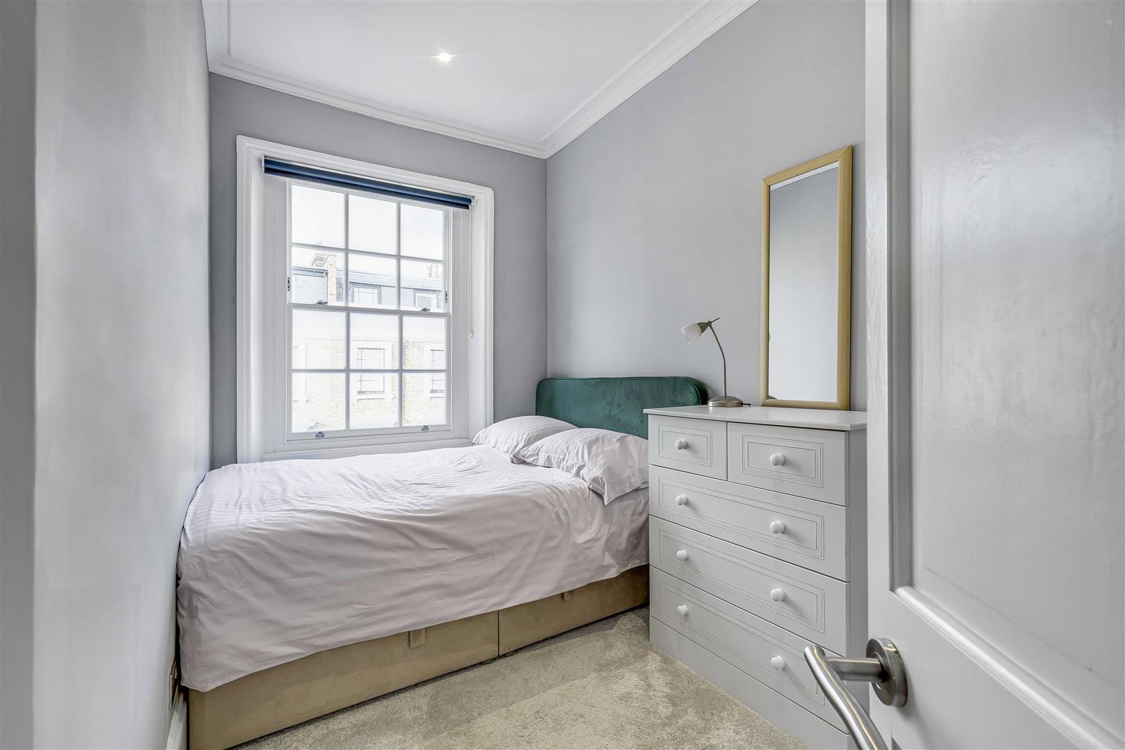1 bedroom Flat Let