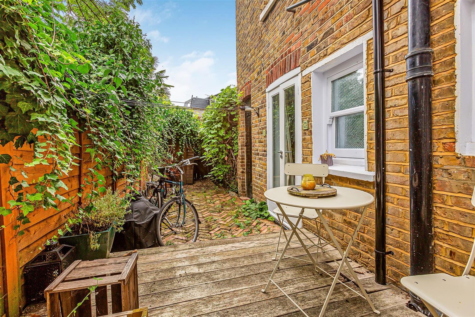 1 bedroom Flat Sold