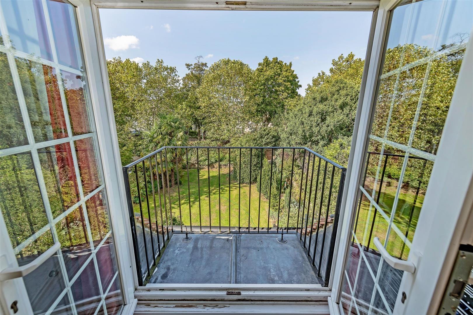 1 bedroom Flat Let