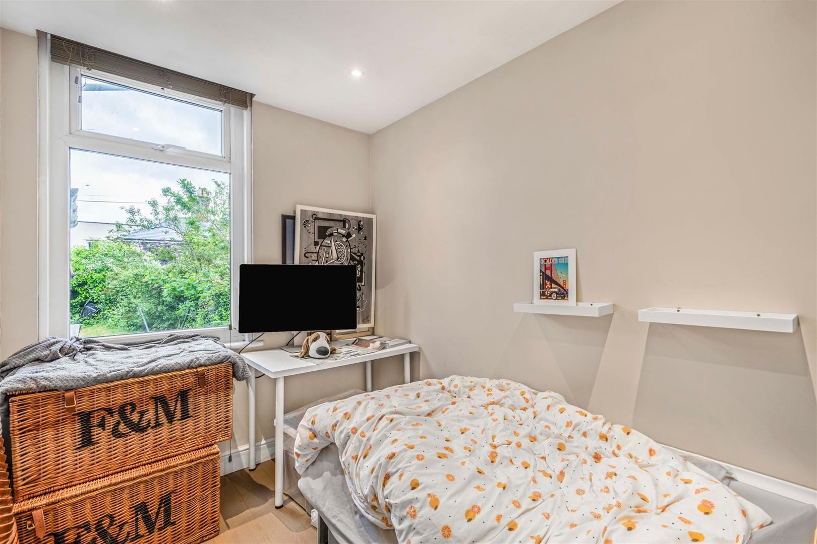 2 bedroom Flat Let