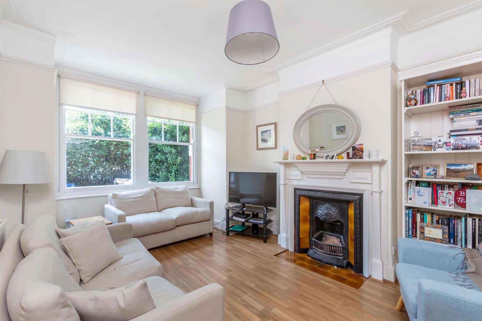 2 bedroom Flat Let