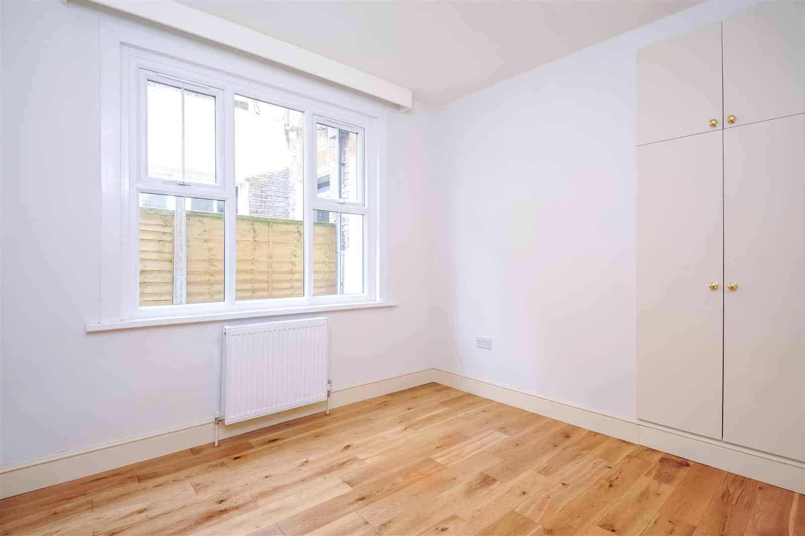 2 bedroom Flat Let