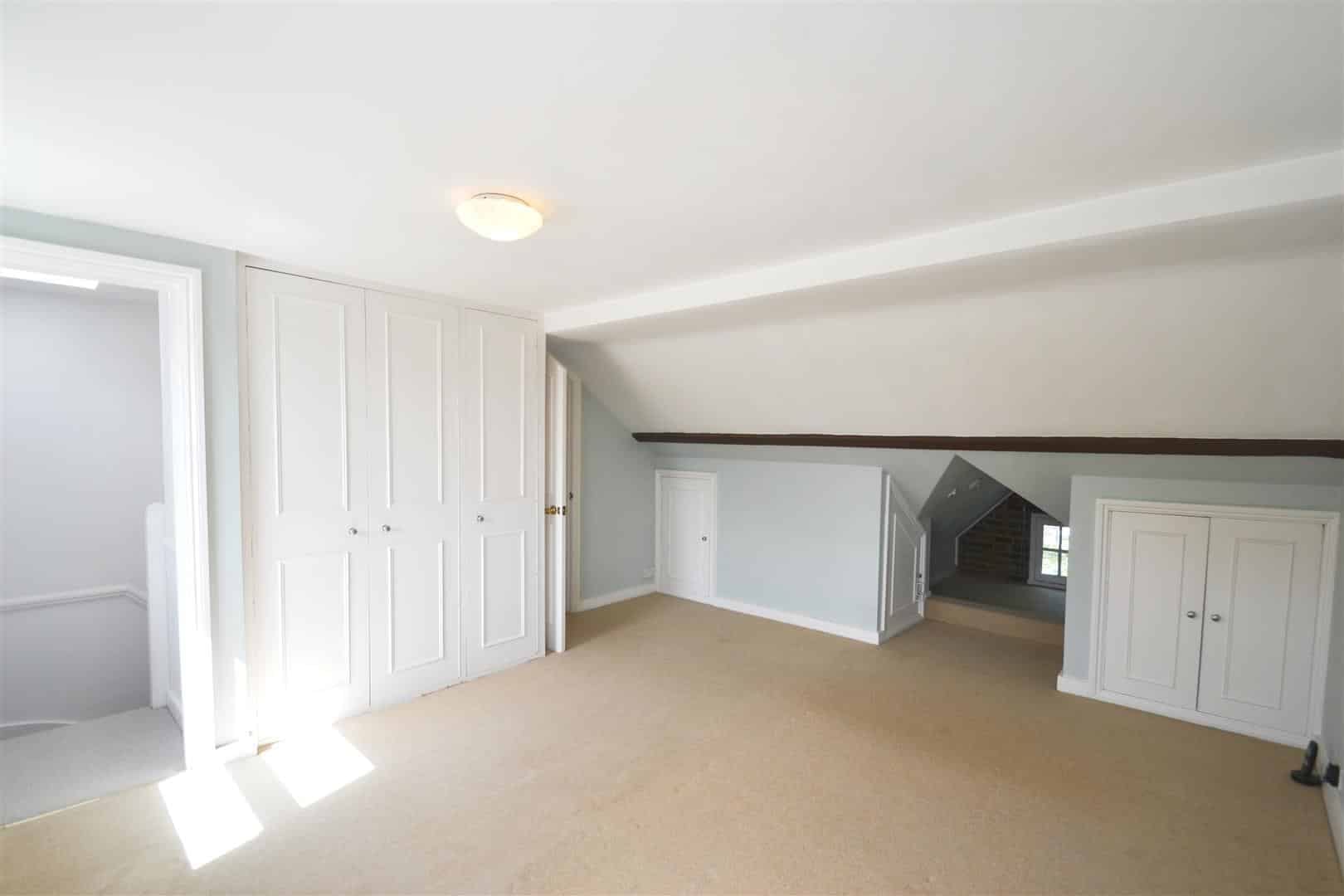 3 bedroom Flat Let