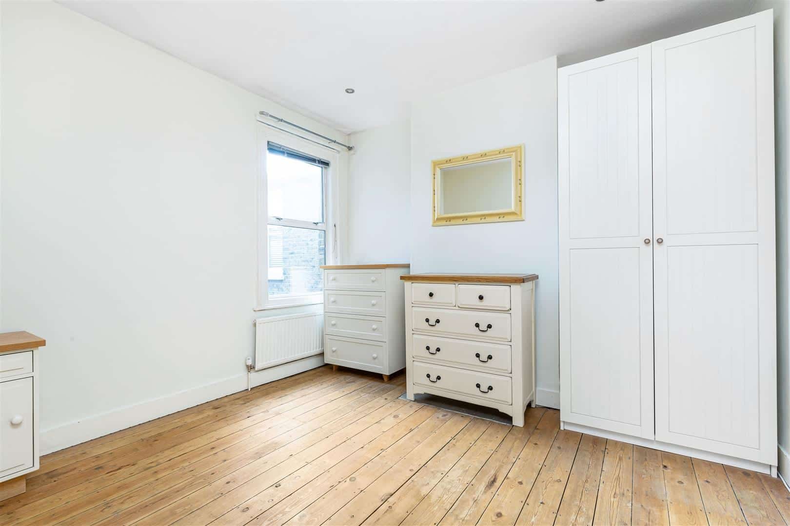 2 bedroom Flat Let