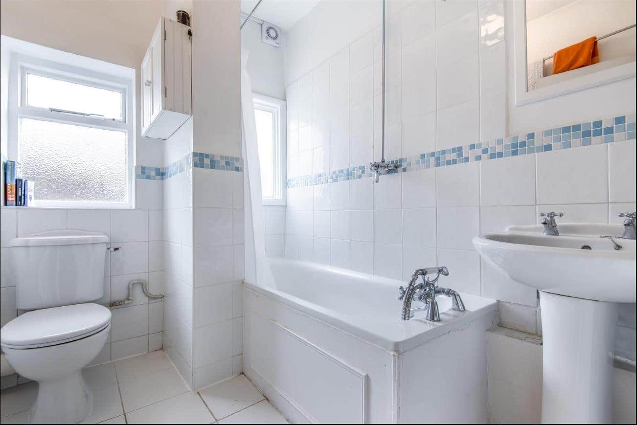 1 bedroom Flat Let