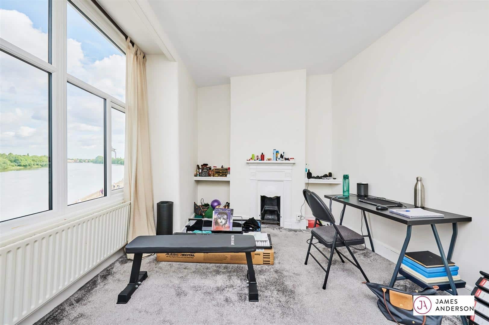 2 bedroom Flat Let