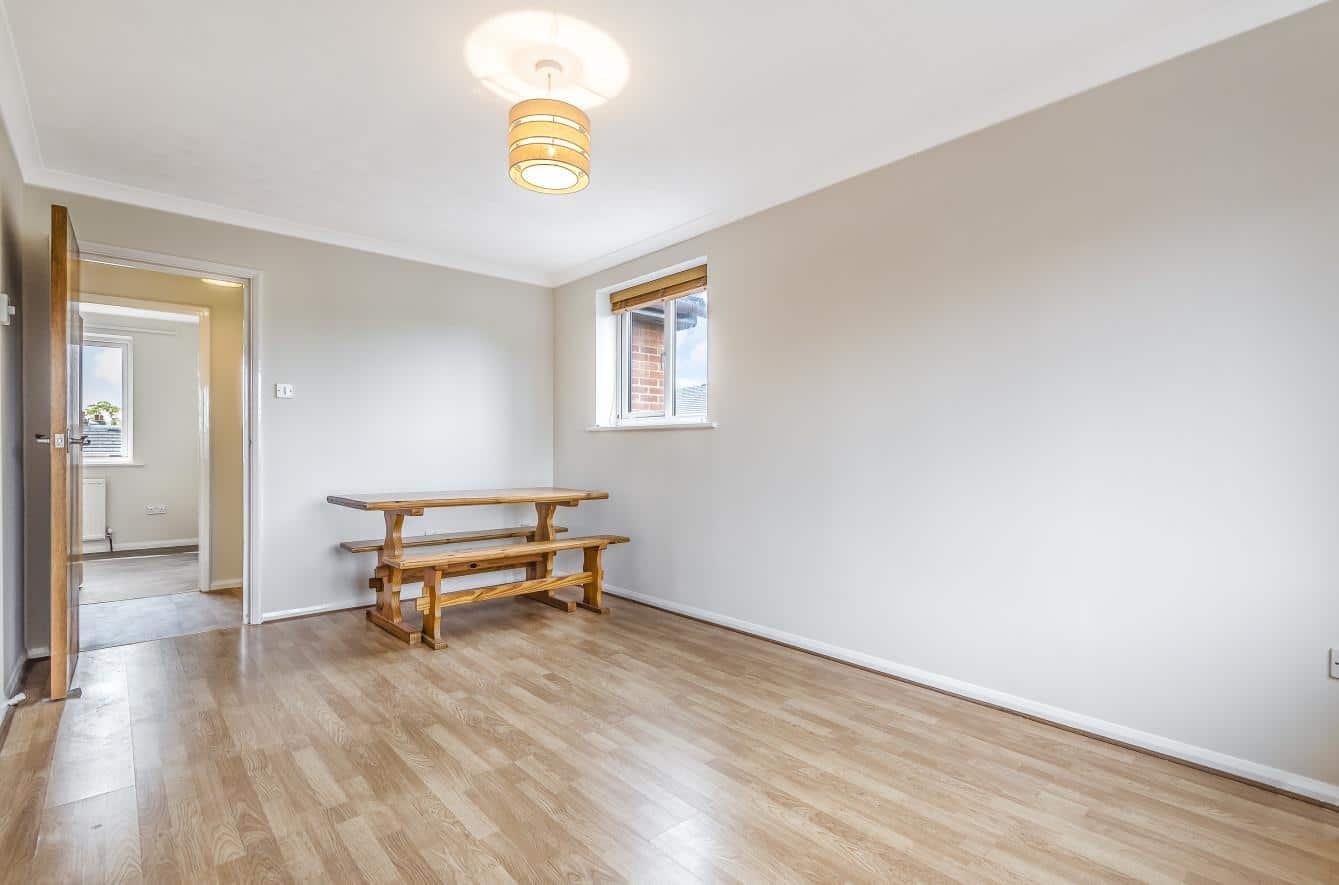 1 bedroom Flat Let