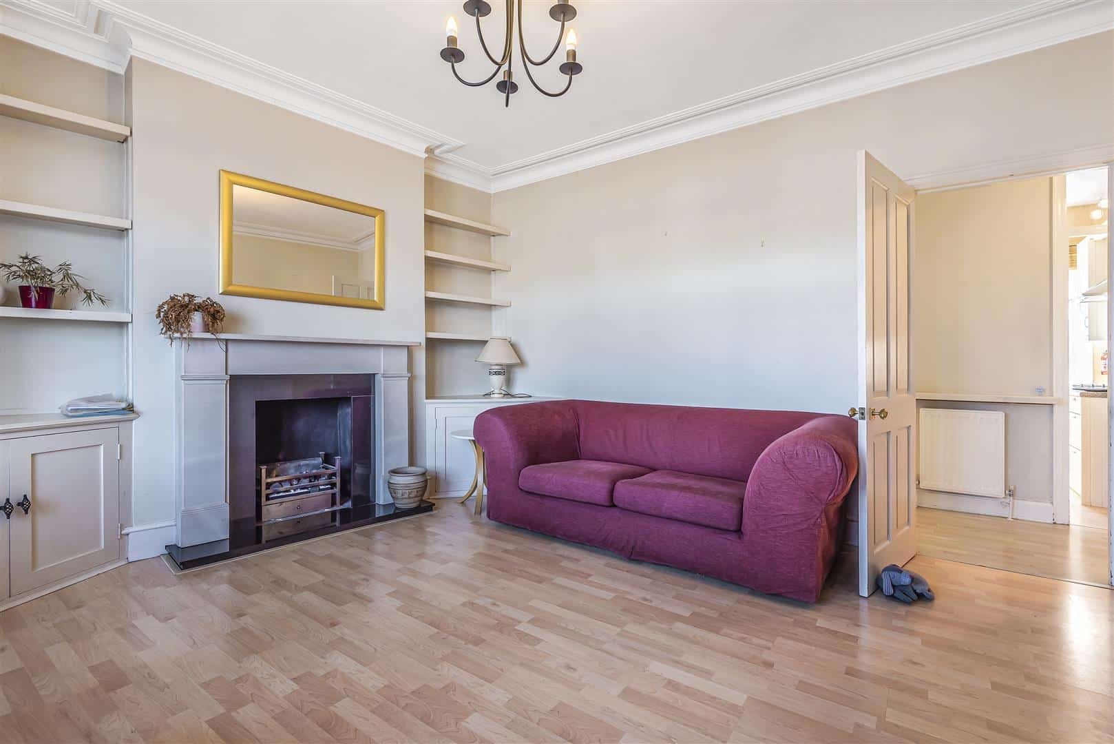 1 bedroom Flat Let