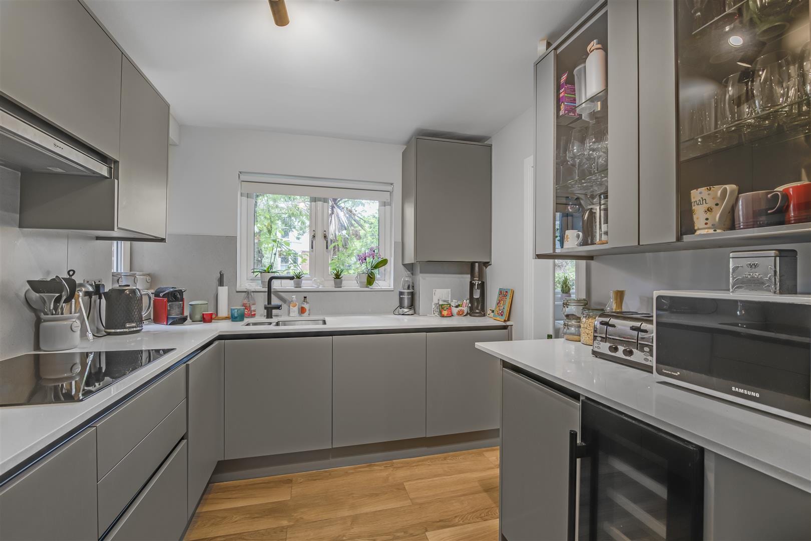 2 bedroom Flat Let