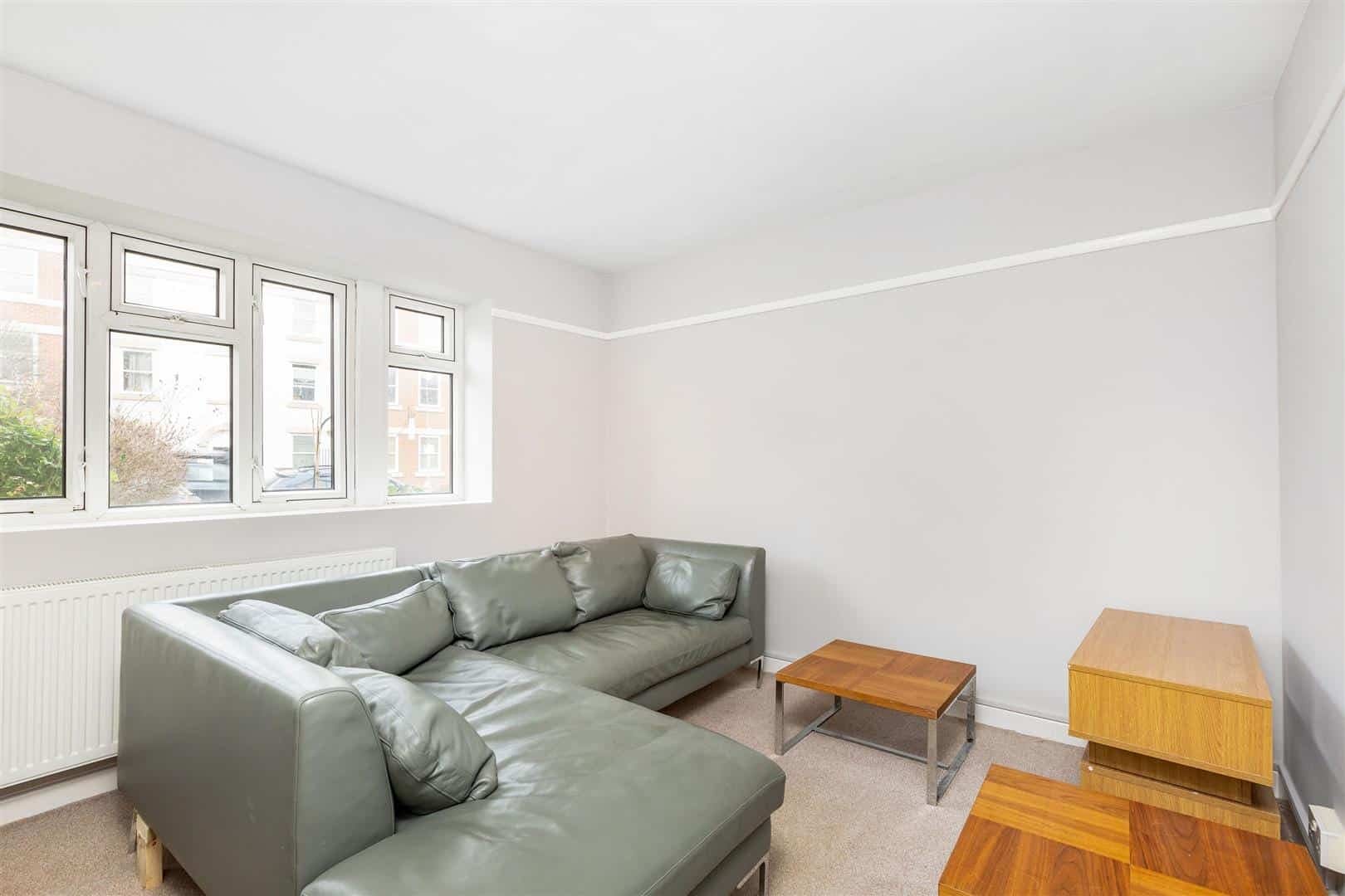 2 bedroom Flat Let