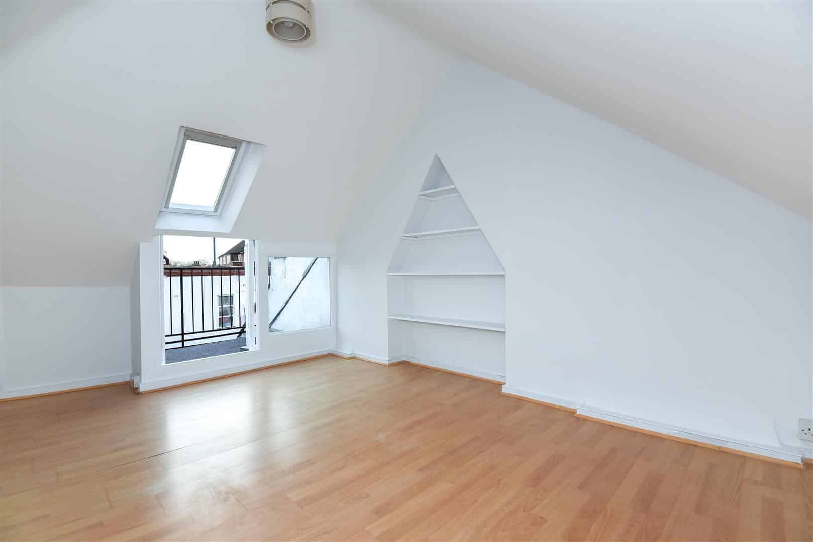 2 bedroom Flat Let