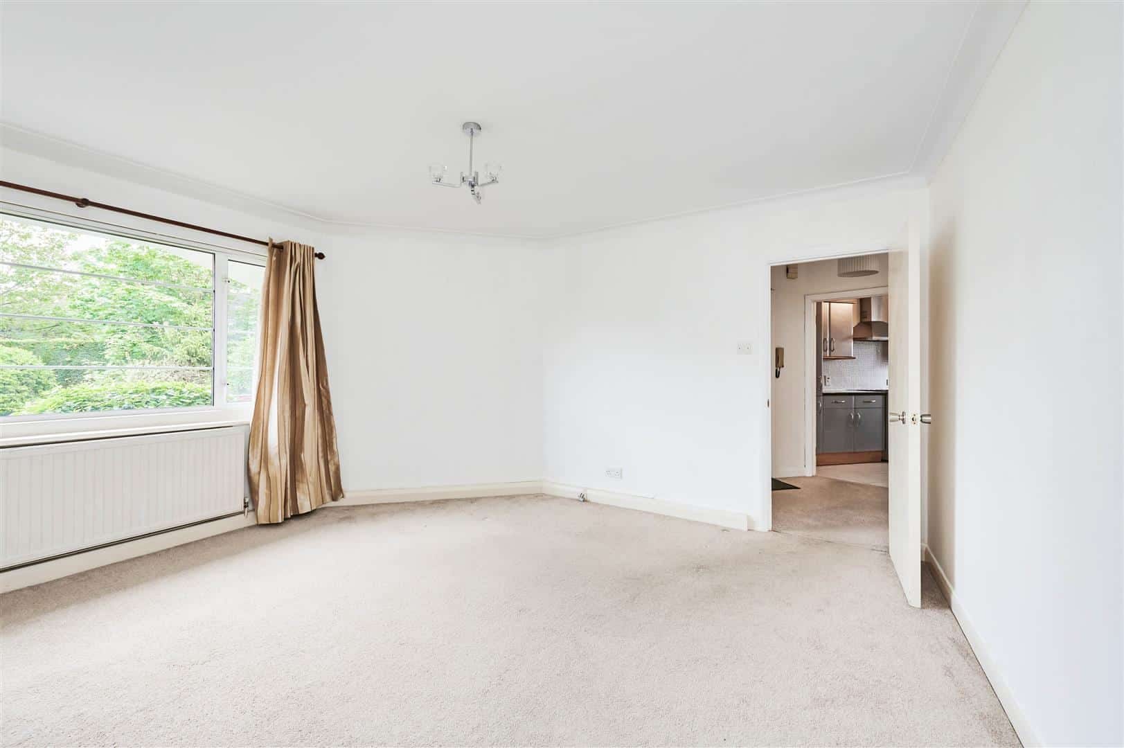 2 bedroom Flat Sold
