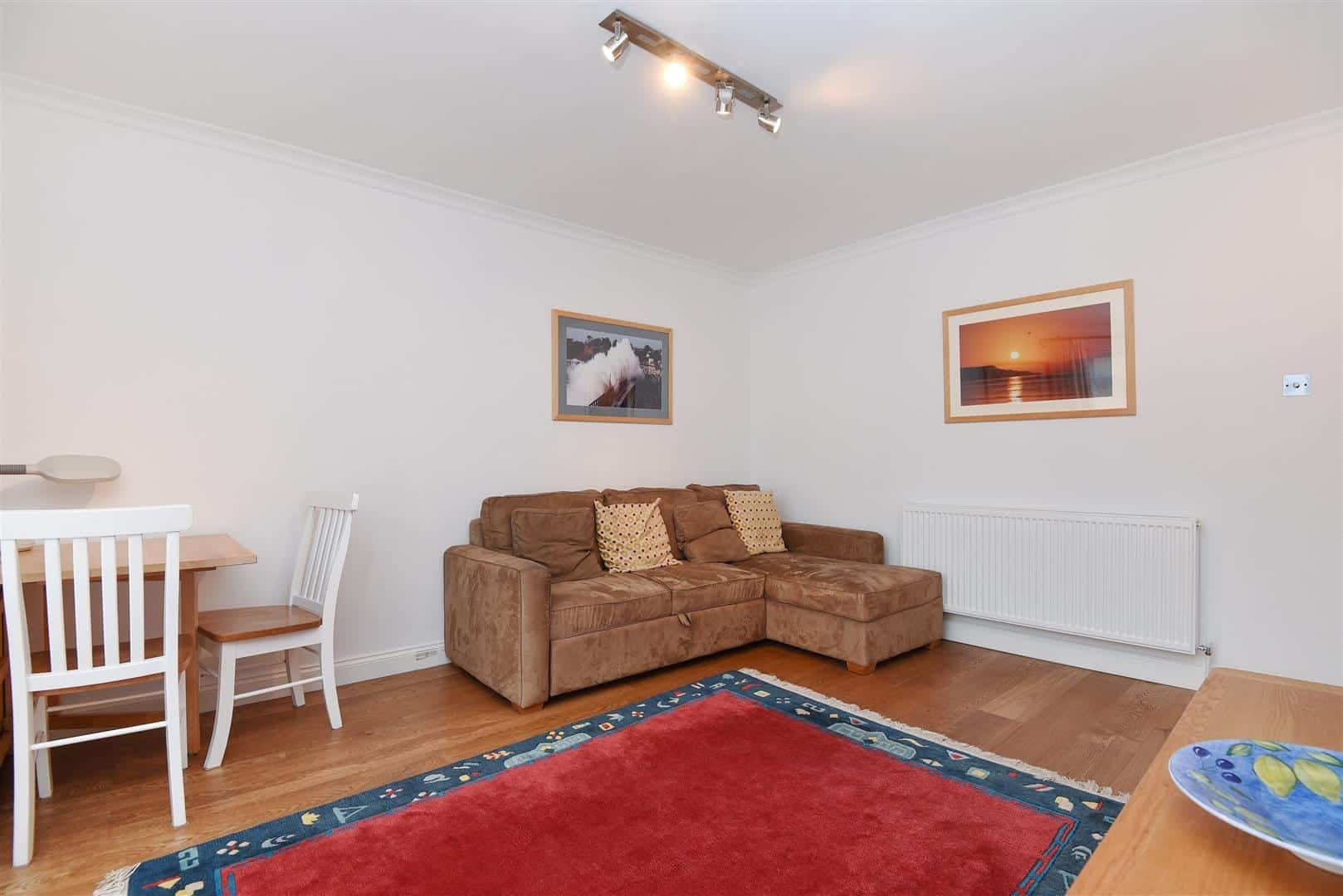 1 bedroom Flat Let