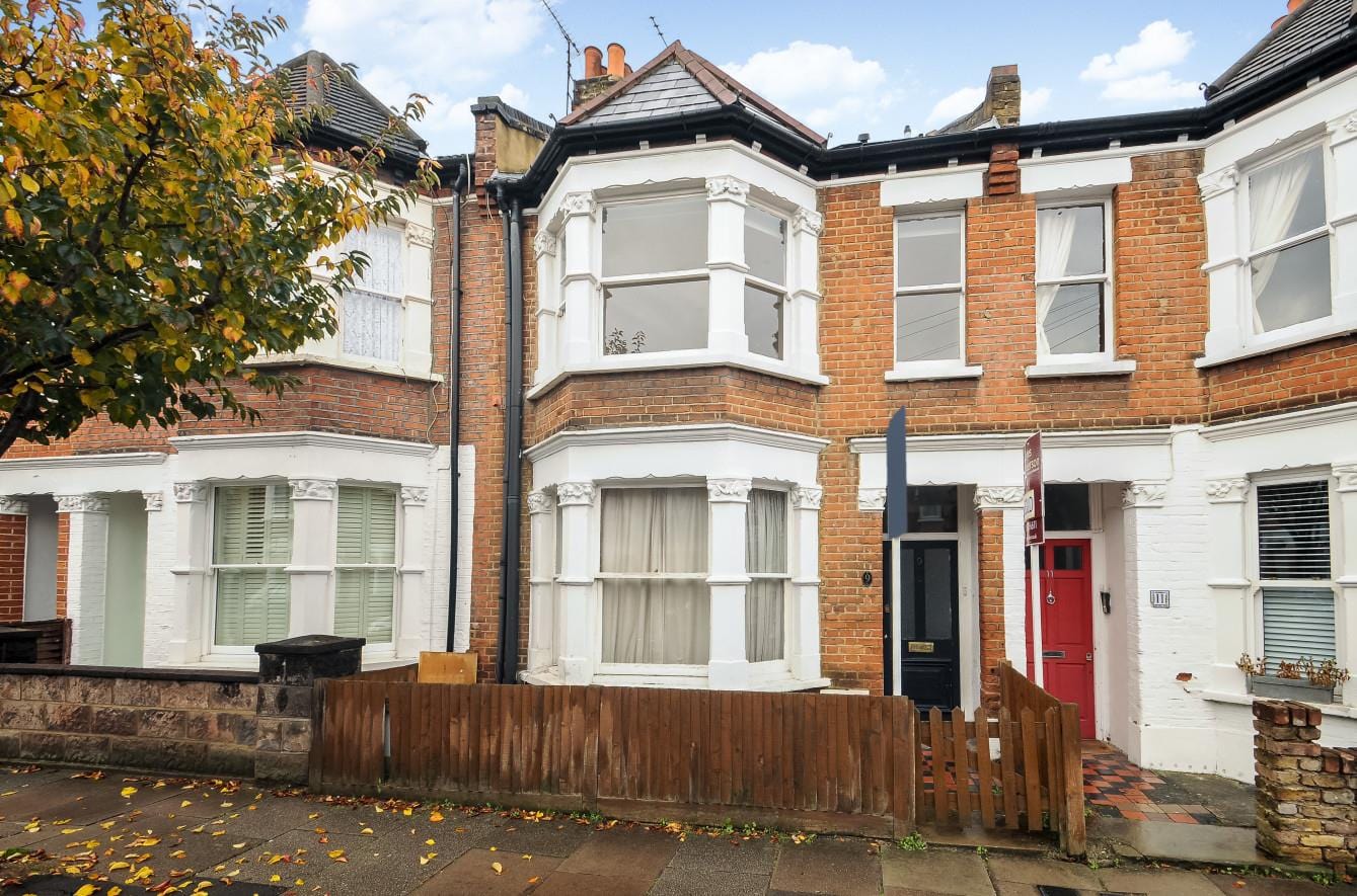 2 bedroom Flat Let