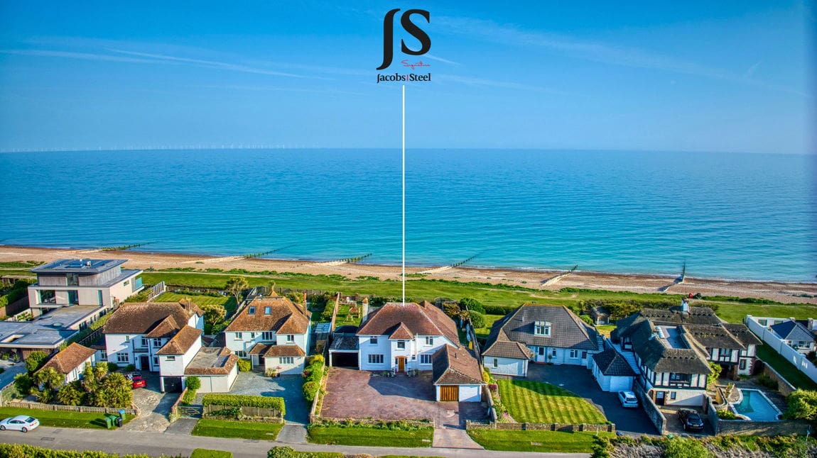 5 bedroom Property Under Offer