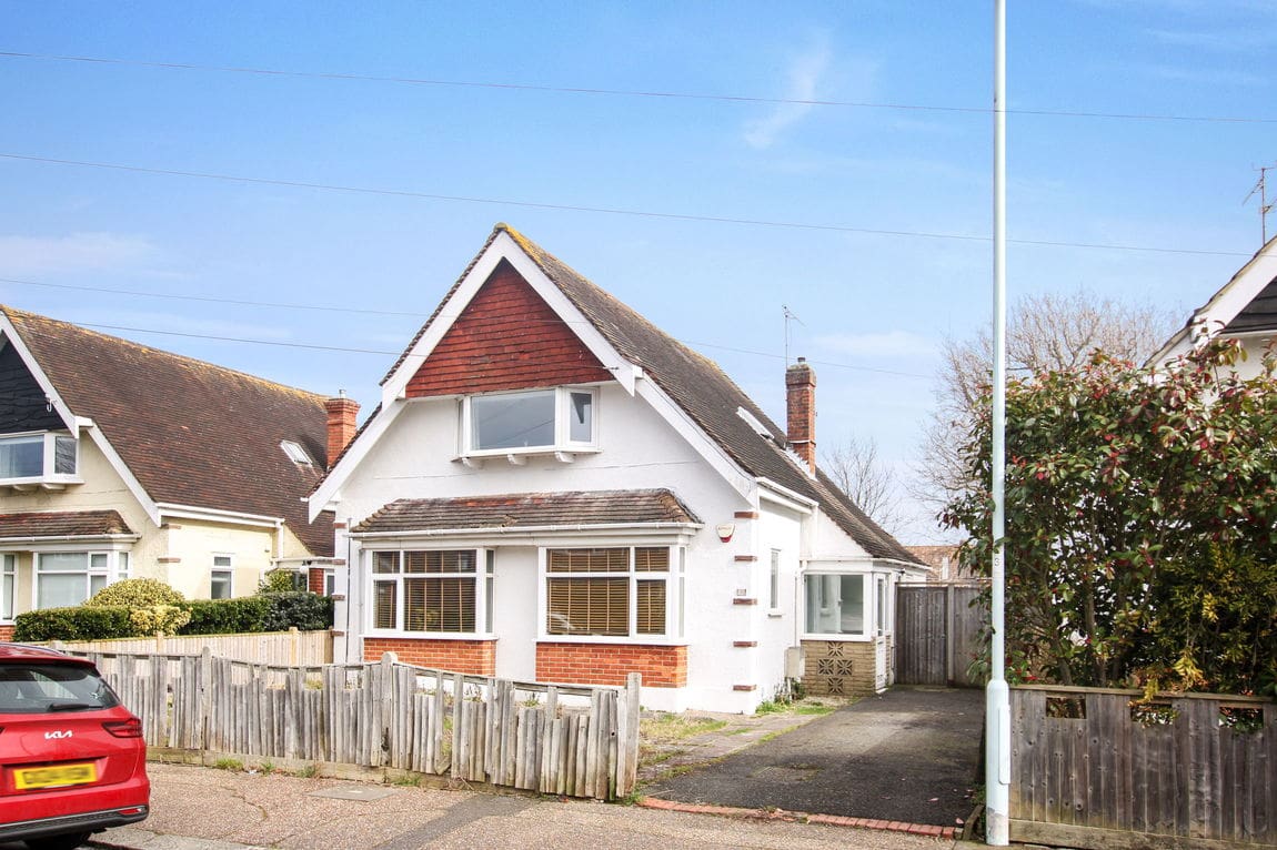 4 bedroom Property Under Offer