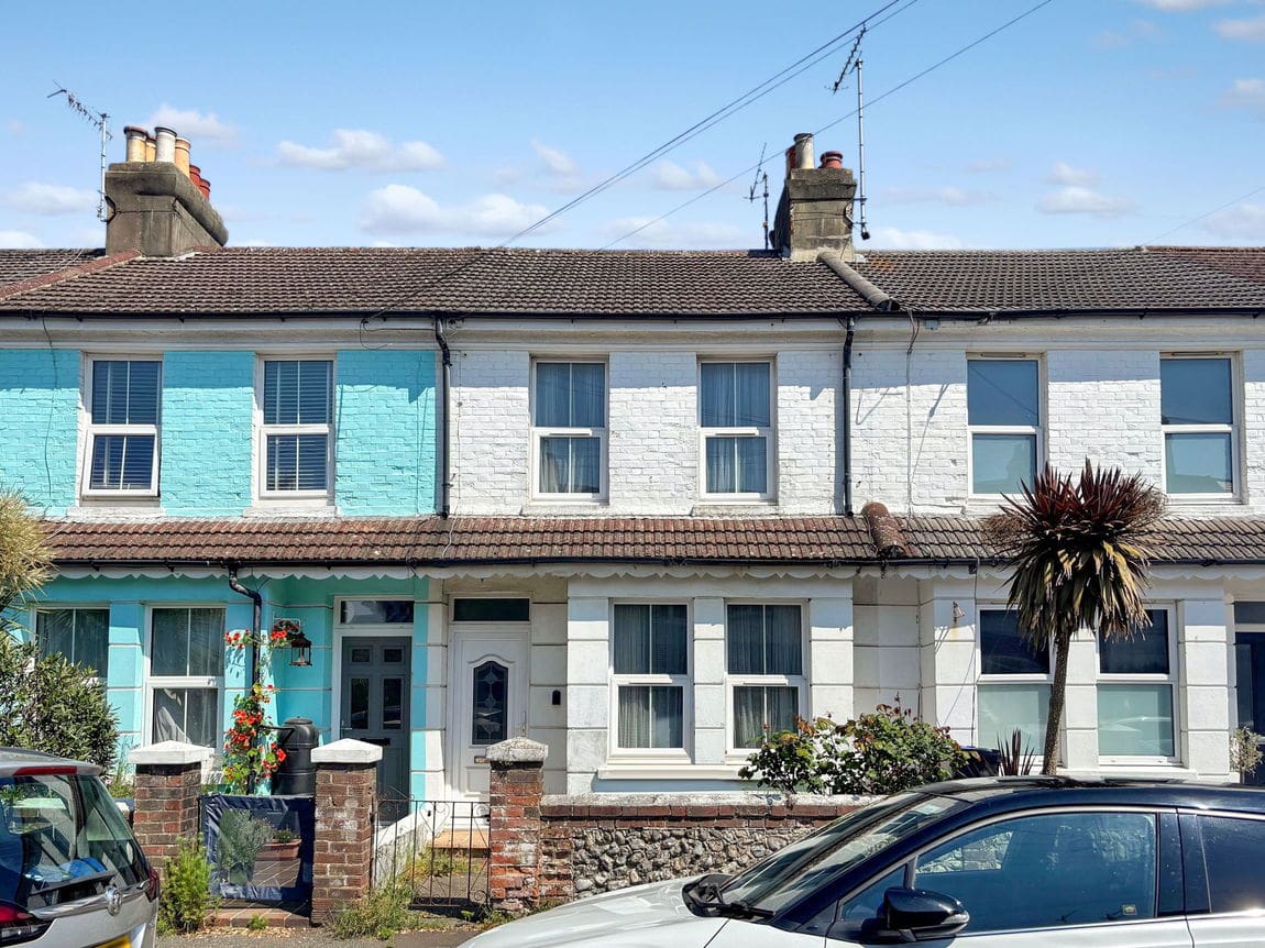 3 bedroom Terraced House Under Offer