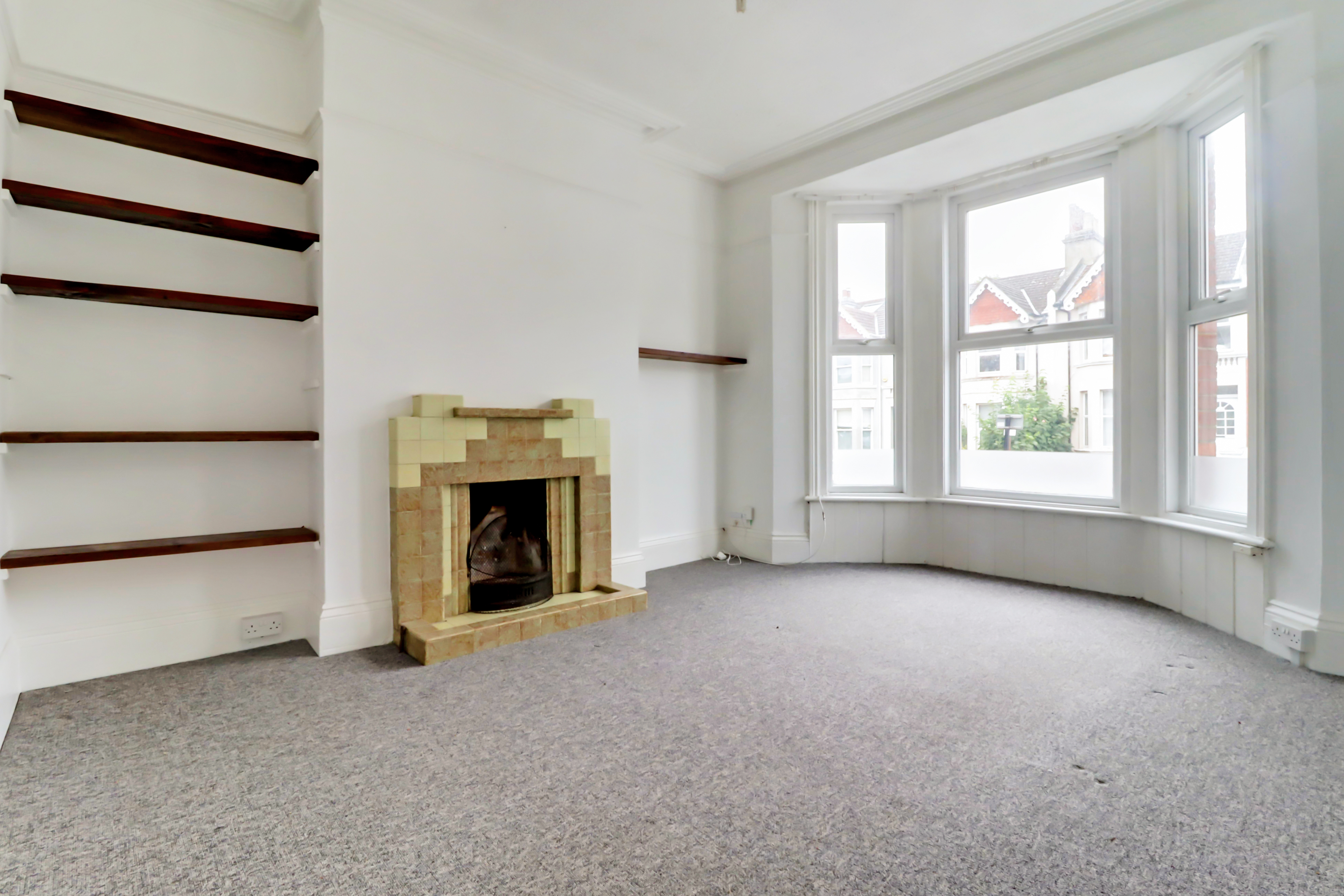 1 bedroom Maisonette SSTC