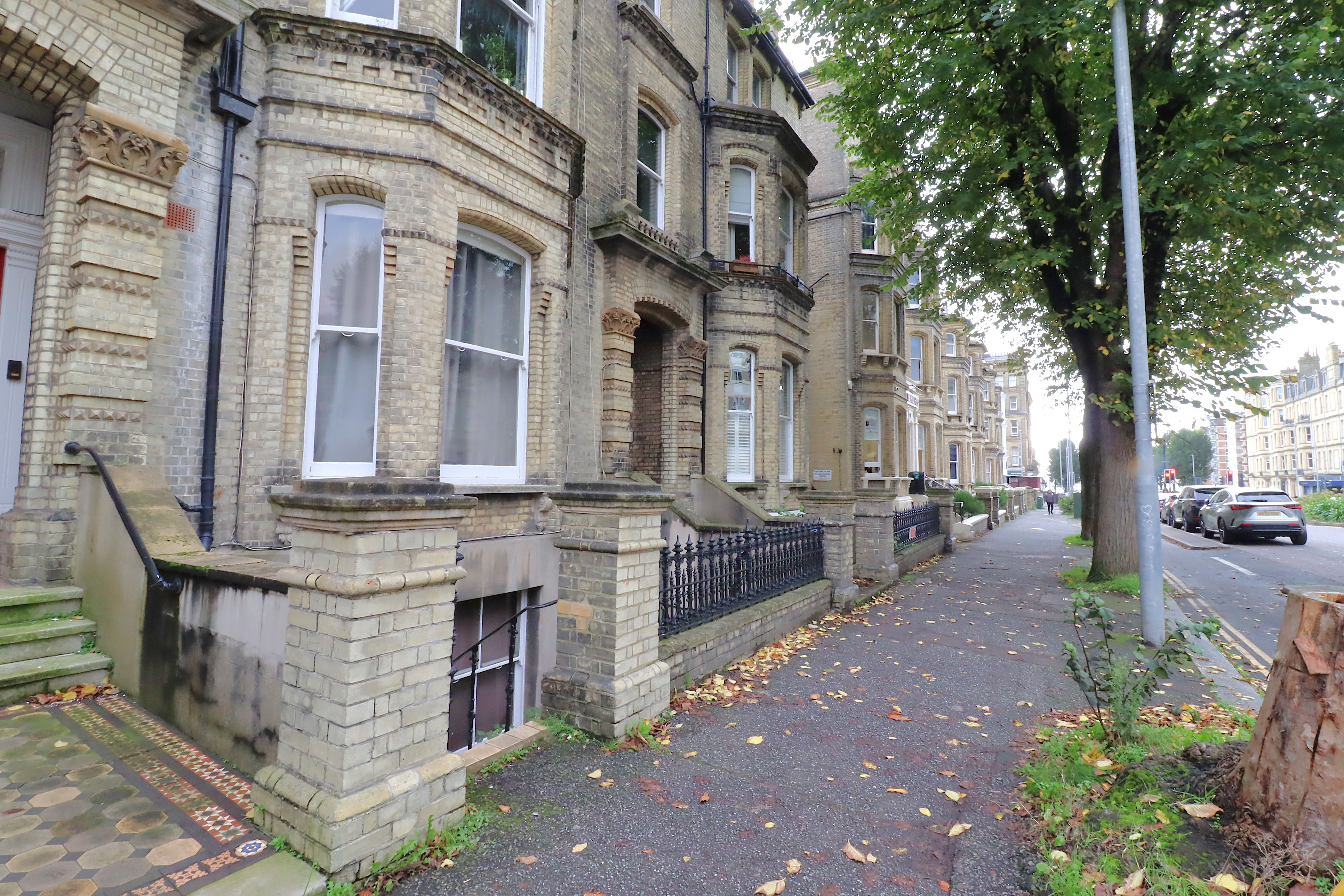  House (unspecified) Let