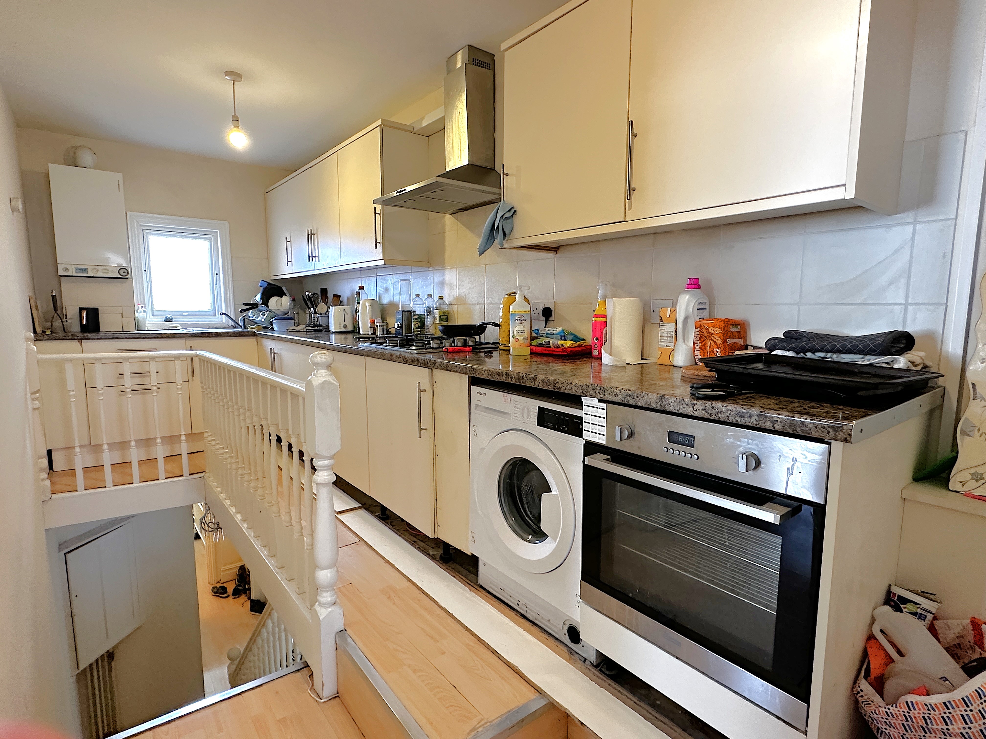 3 bedroom Flat Let