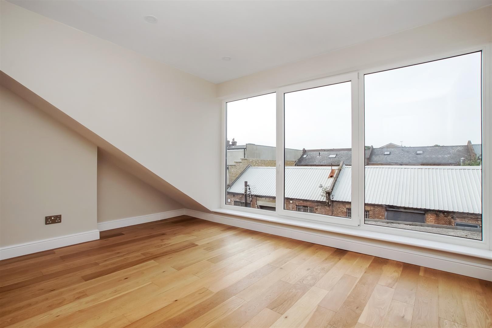 2 bedroom Terraced House Under Offer