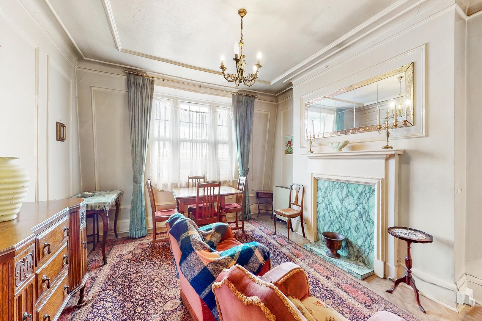 4 bedroom Apartment For Sale