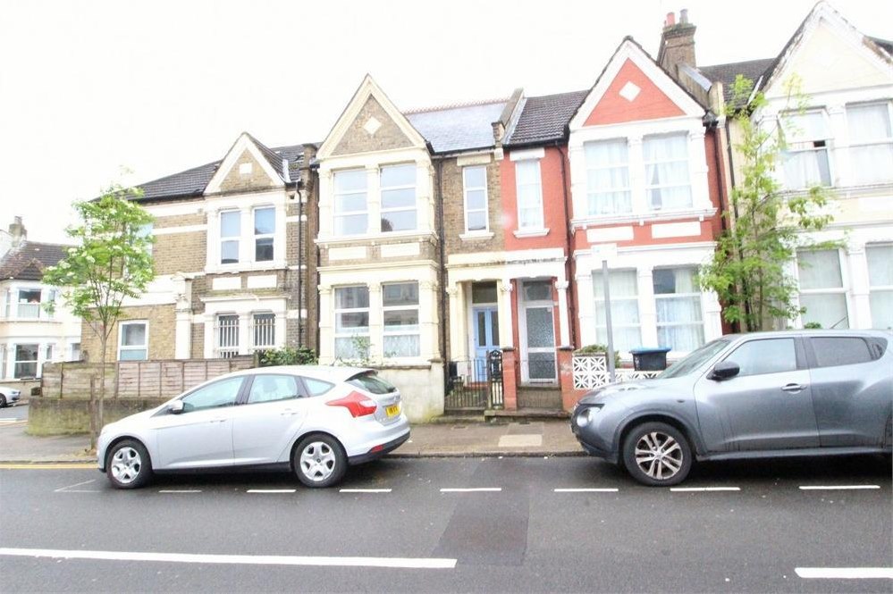 3 bedroom Terraced House Under Offer
