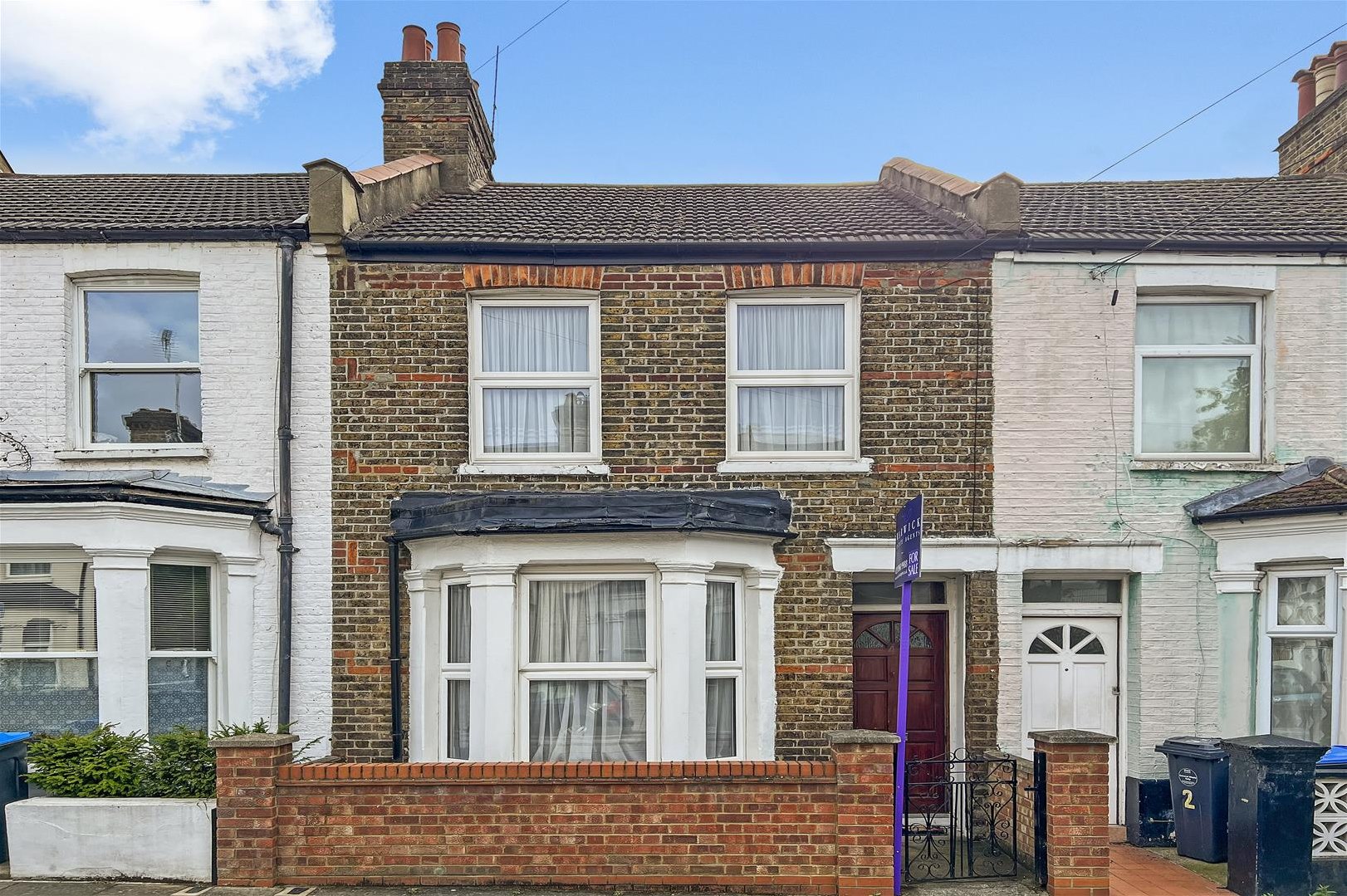 3 bedroom Terraced House Under Offer