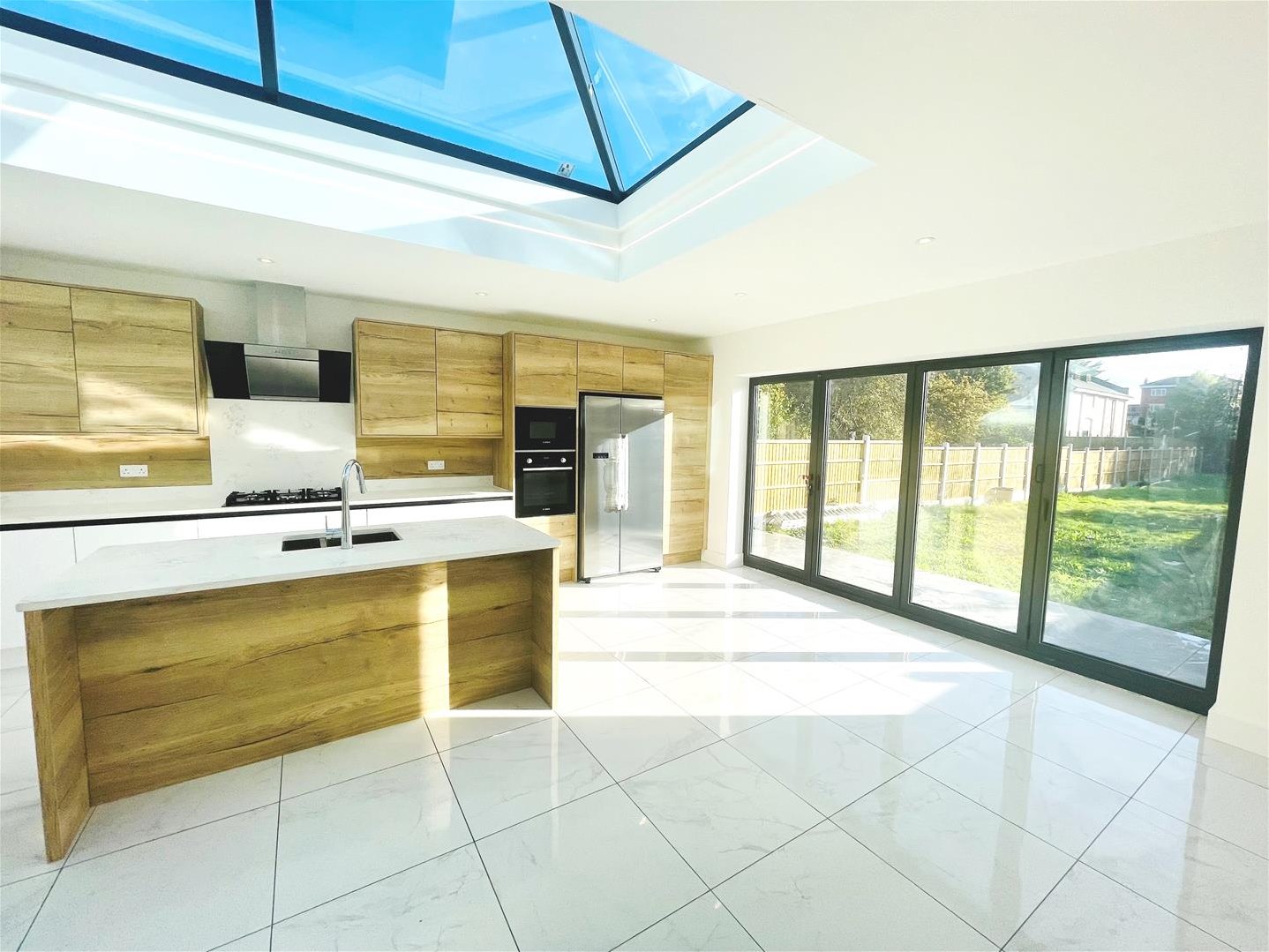 5 bedroom  Under Offer