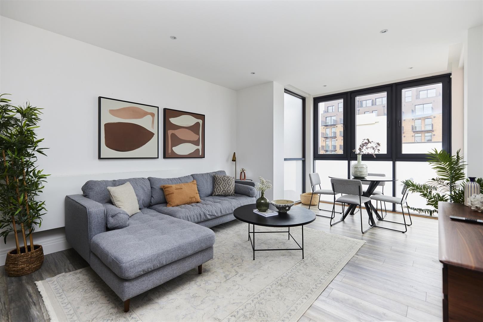 2 bedroom Apartment Under Offer