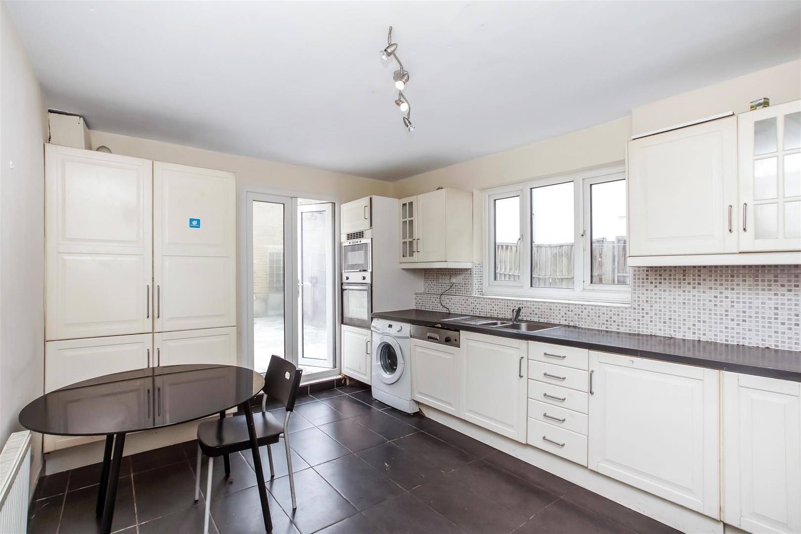 4 bedroom  Under Offer
