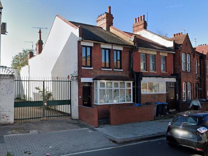 1 bedroom Apartment Under Offer