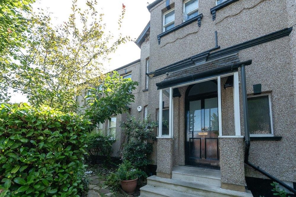 1 bedroom Apartment Under Offer