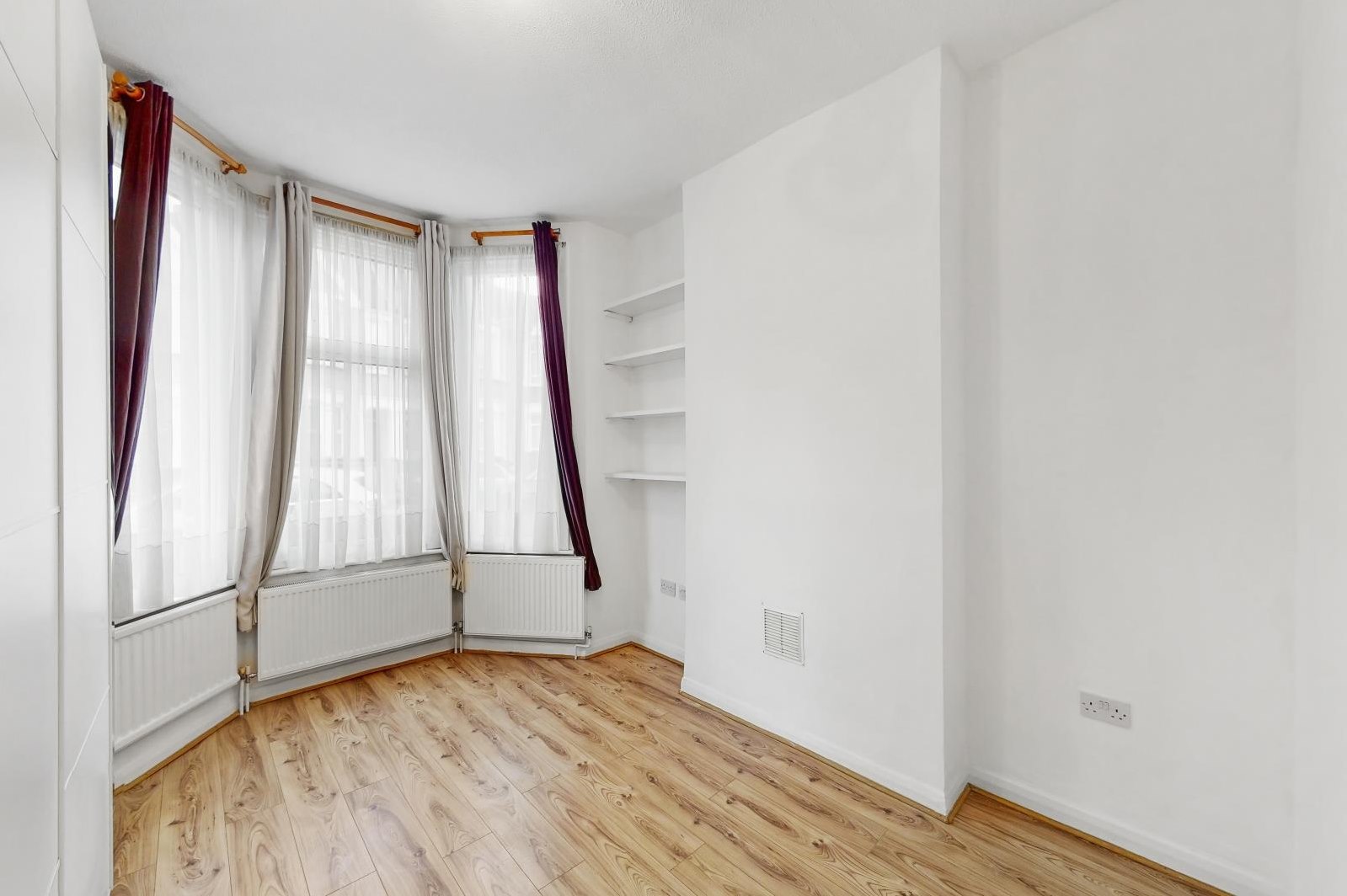 2 bedroom Apartment Under Offer