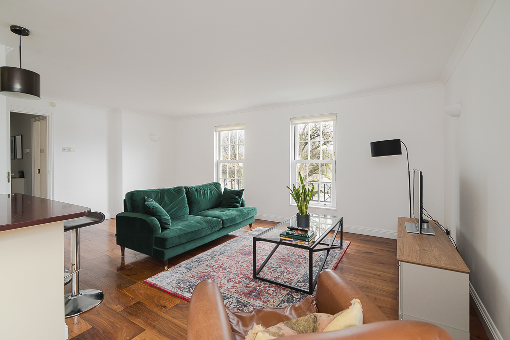 2 bedroom Bungalow To Let