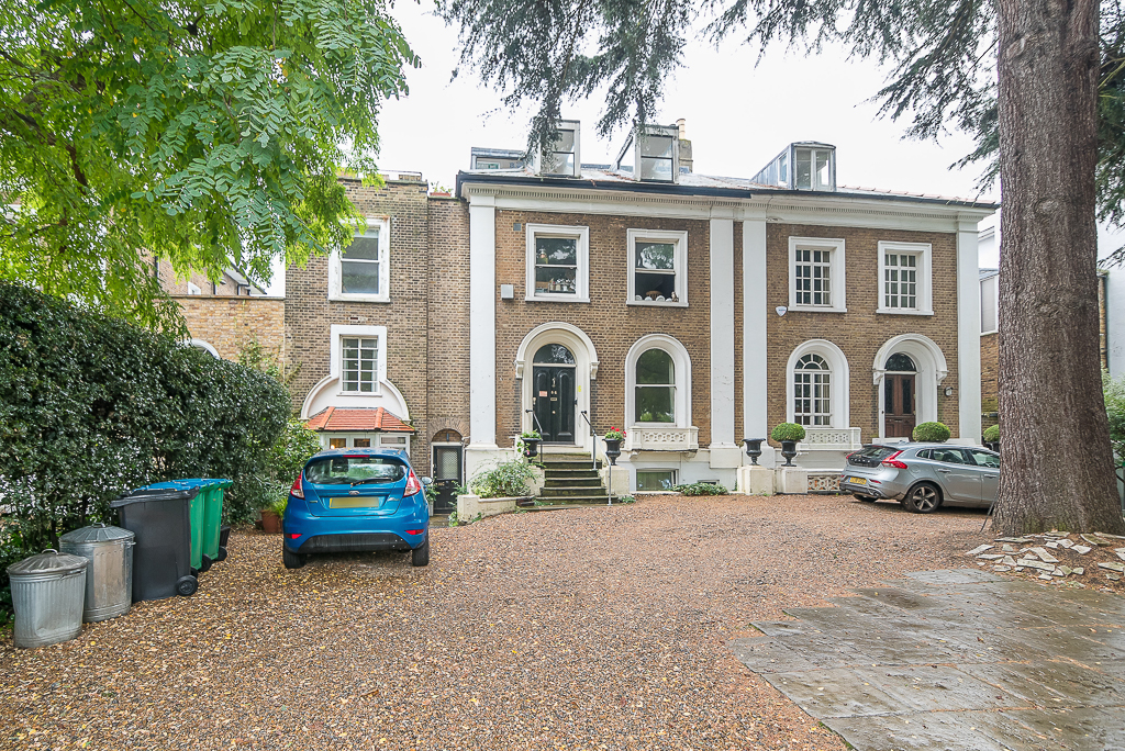 1 bedroom Detached house Sold